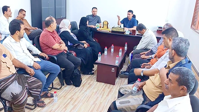 اجتماع يناقش تنفيذ عدد من التدخلات لمكافحة الحميات في عدن